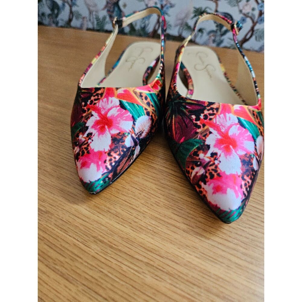 Jessica Simpson flat, size 8 - Picture 2 of 7